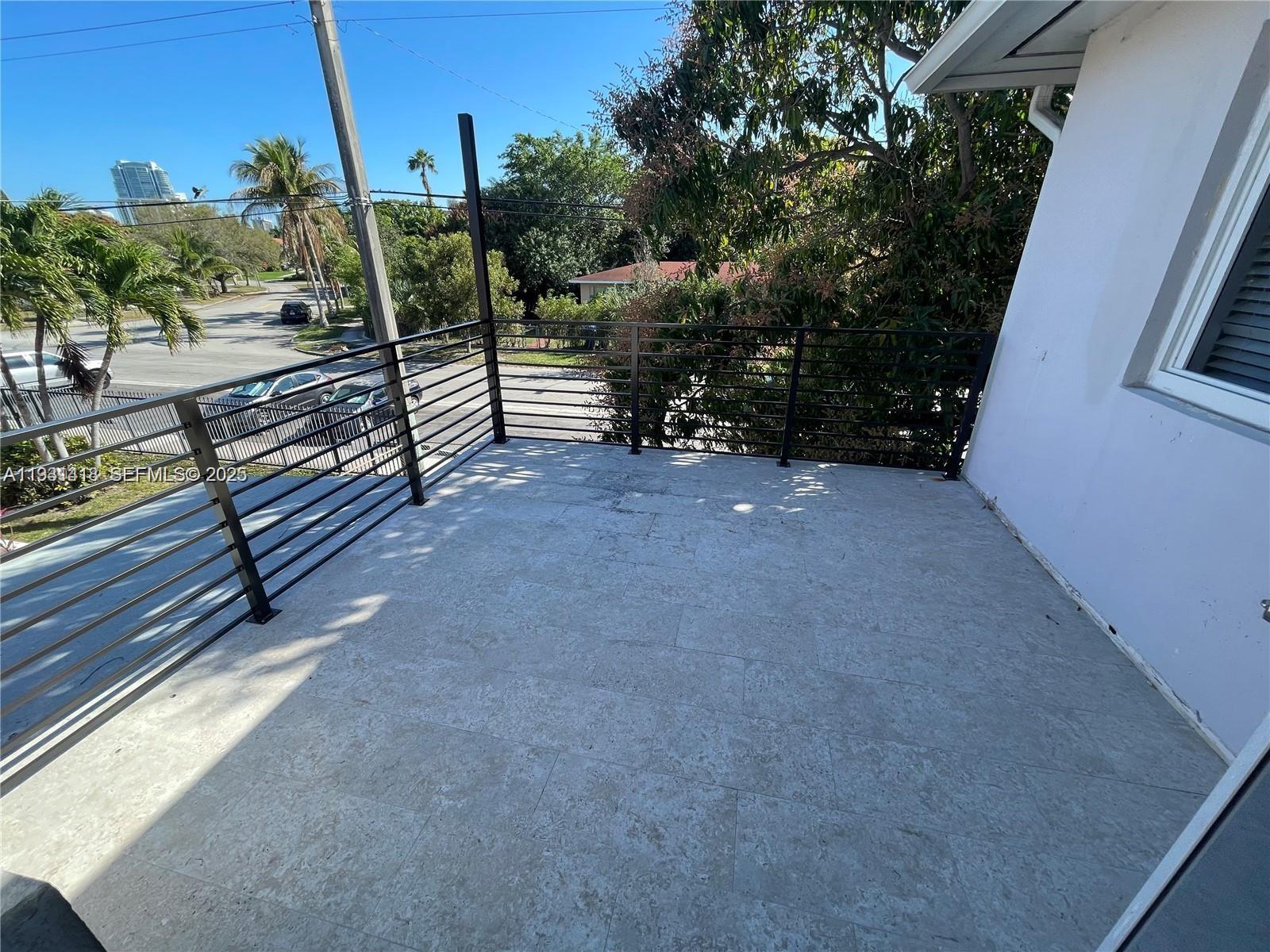 CITY OF MIAMI SOUTH - Residential Lease