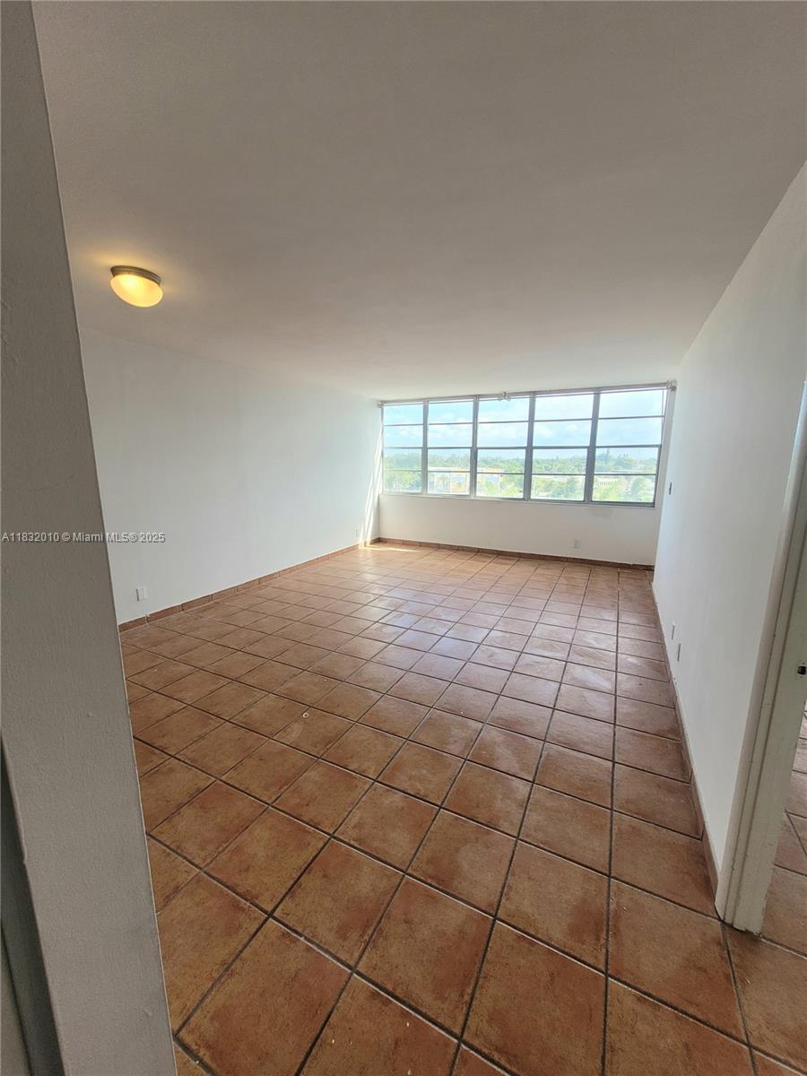 CRESTVIEW TOWERS CONDO - Residential Lease