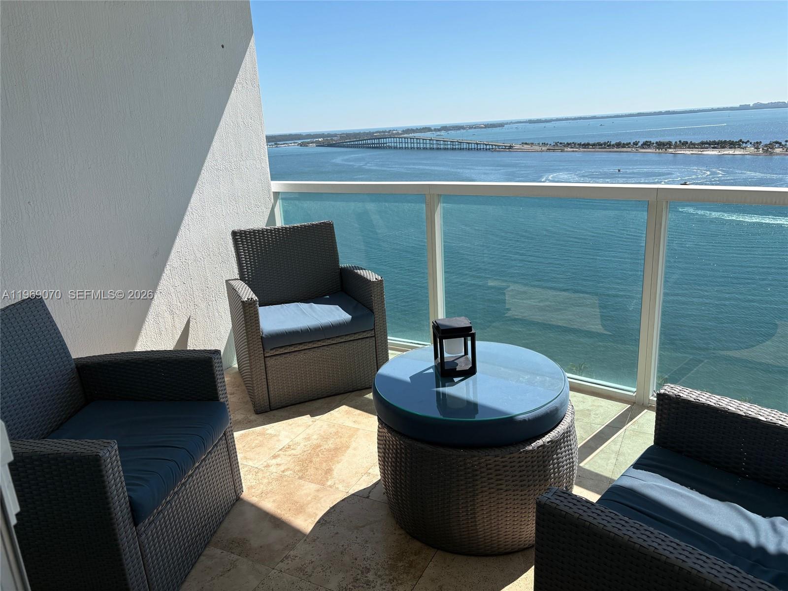 2101 Brickell Ave 1807