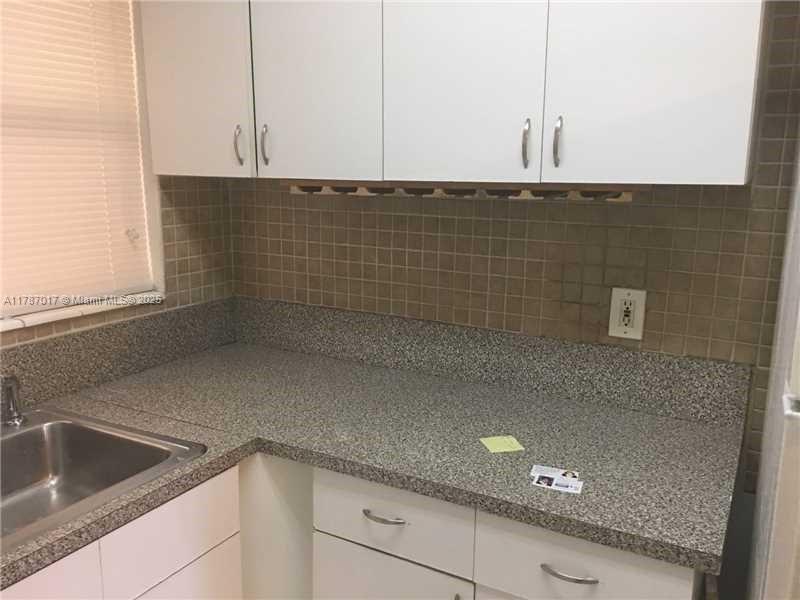 2008 Jackson St D3