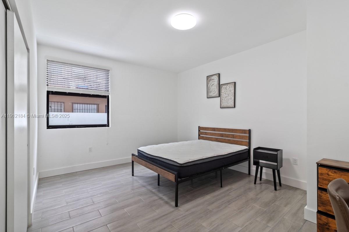 ORANGE HEIGHTS - Residential Lease