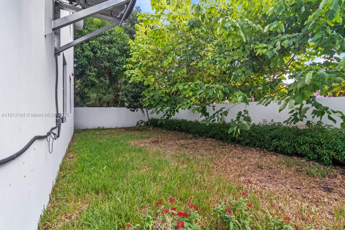 ORANGE HEIGHTS - Residential Lease