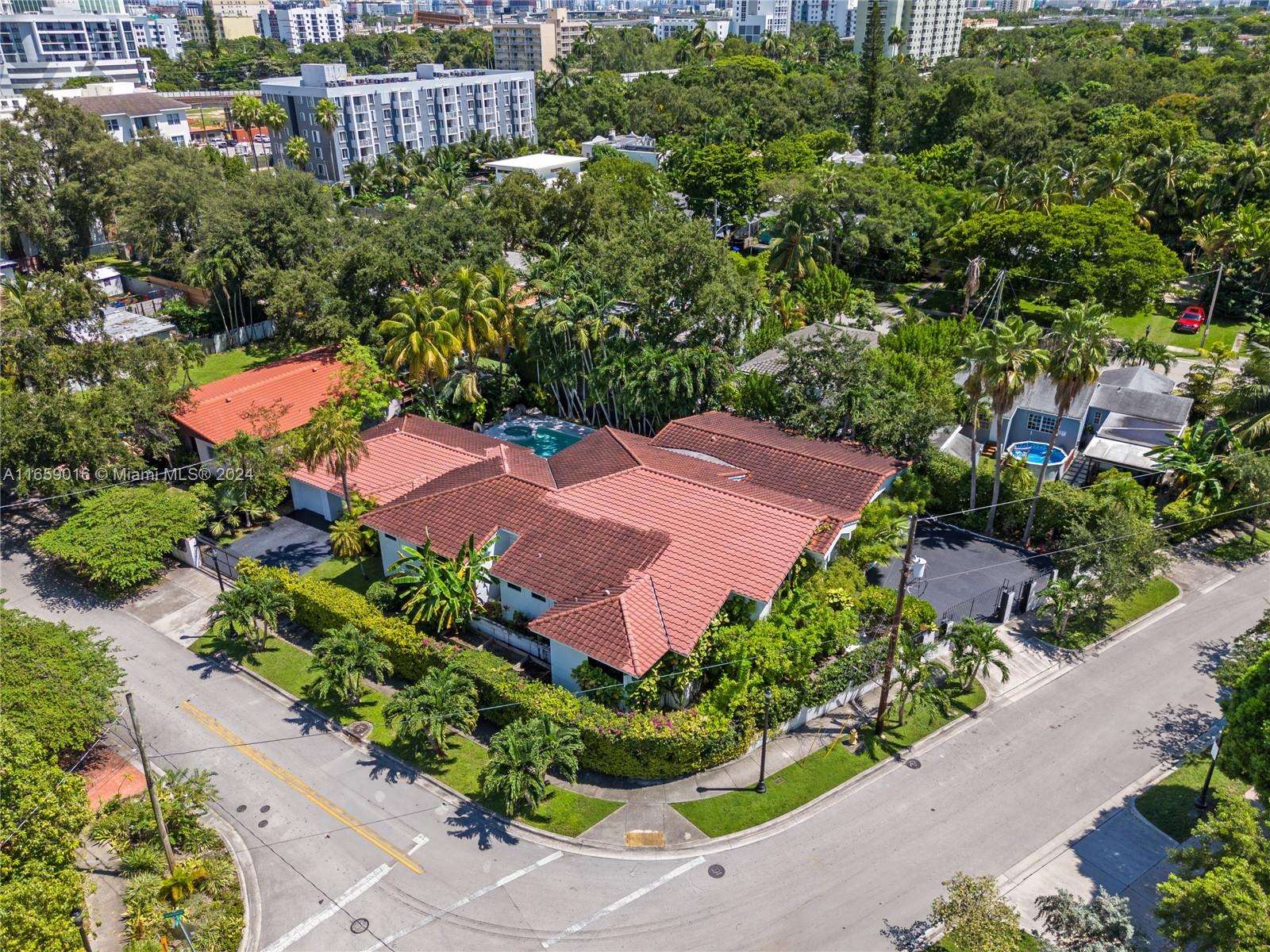 COUNTRY CLUB ADDN - Residential