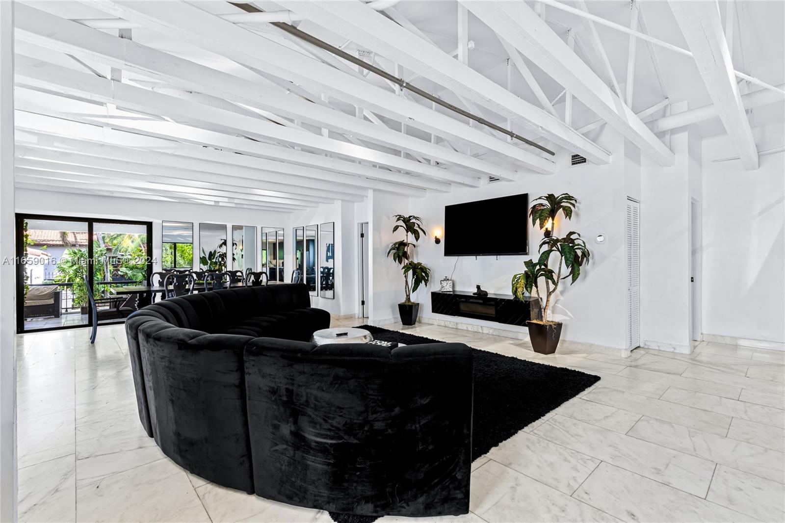 COUNTRY CLUB ADDN - Residential