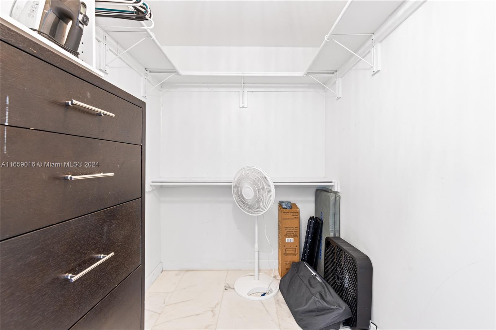 COUNTRY CLUB ADDN - Residential