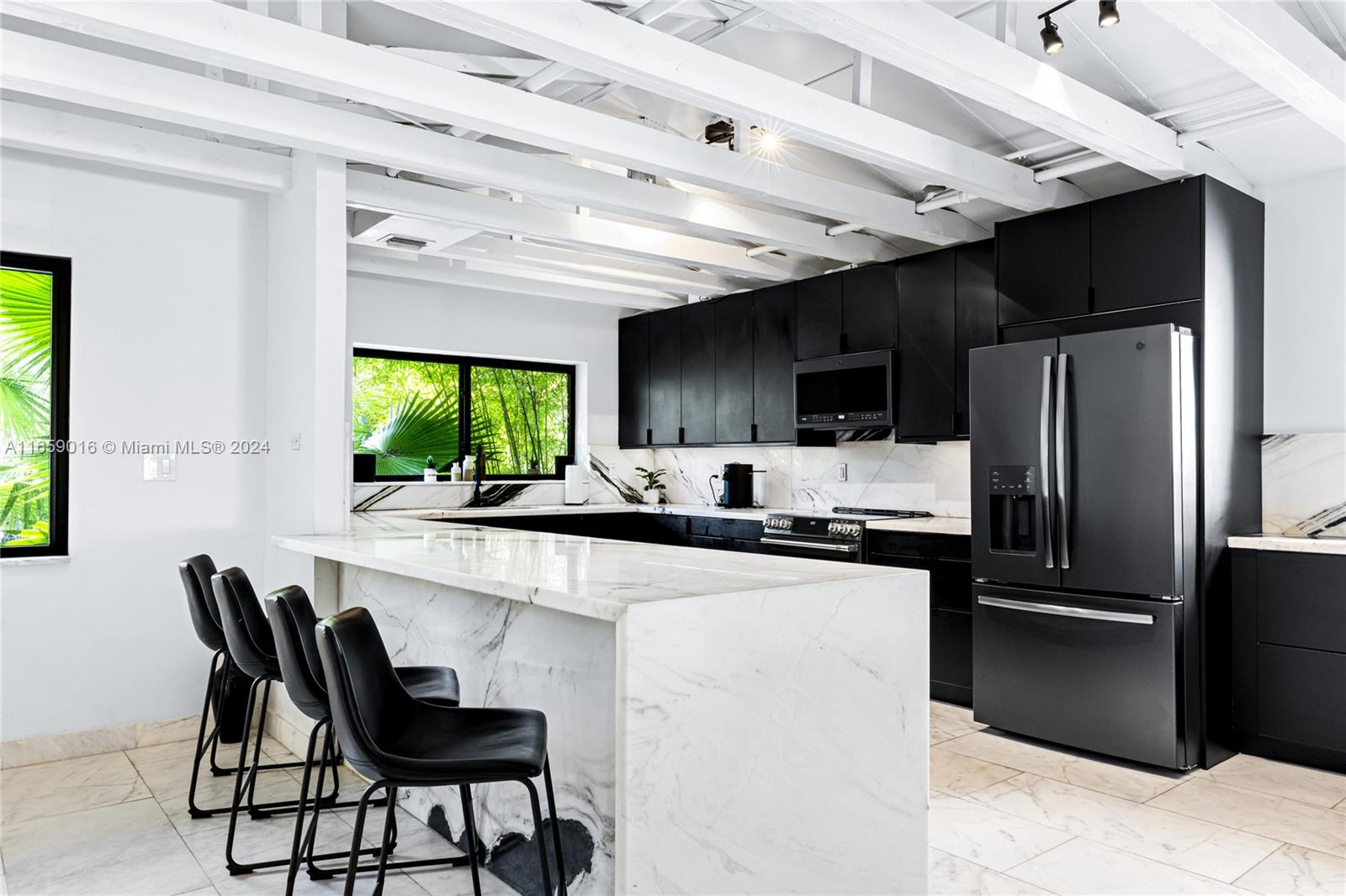 COUNTRY CLUB ADDN - Residential