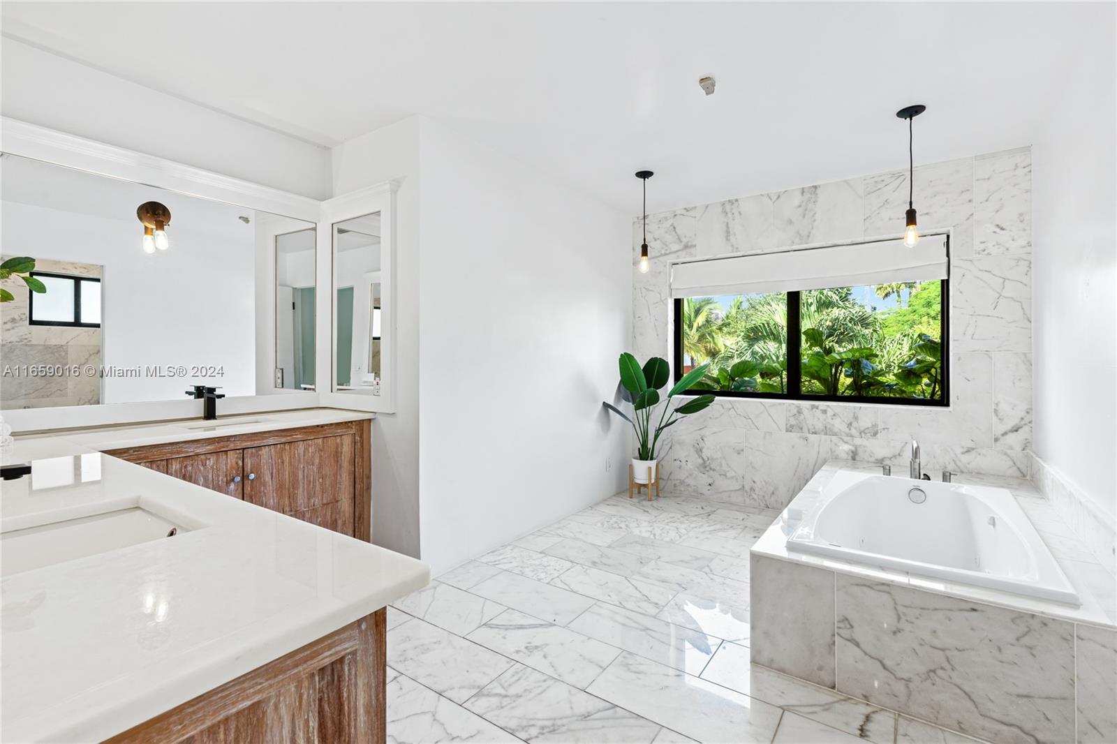 COUNTRY CLUB ADDN - Residential