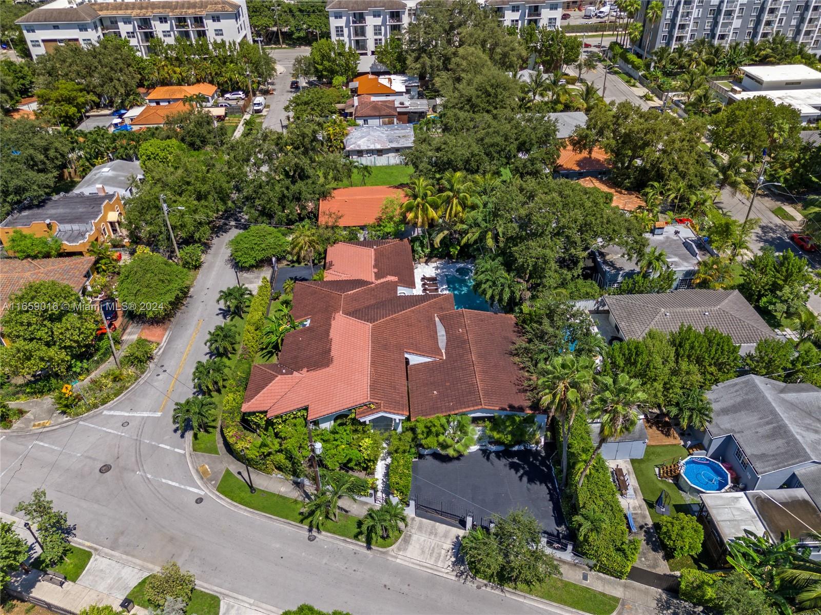 COUNTRY CLUB ADDN - Residential