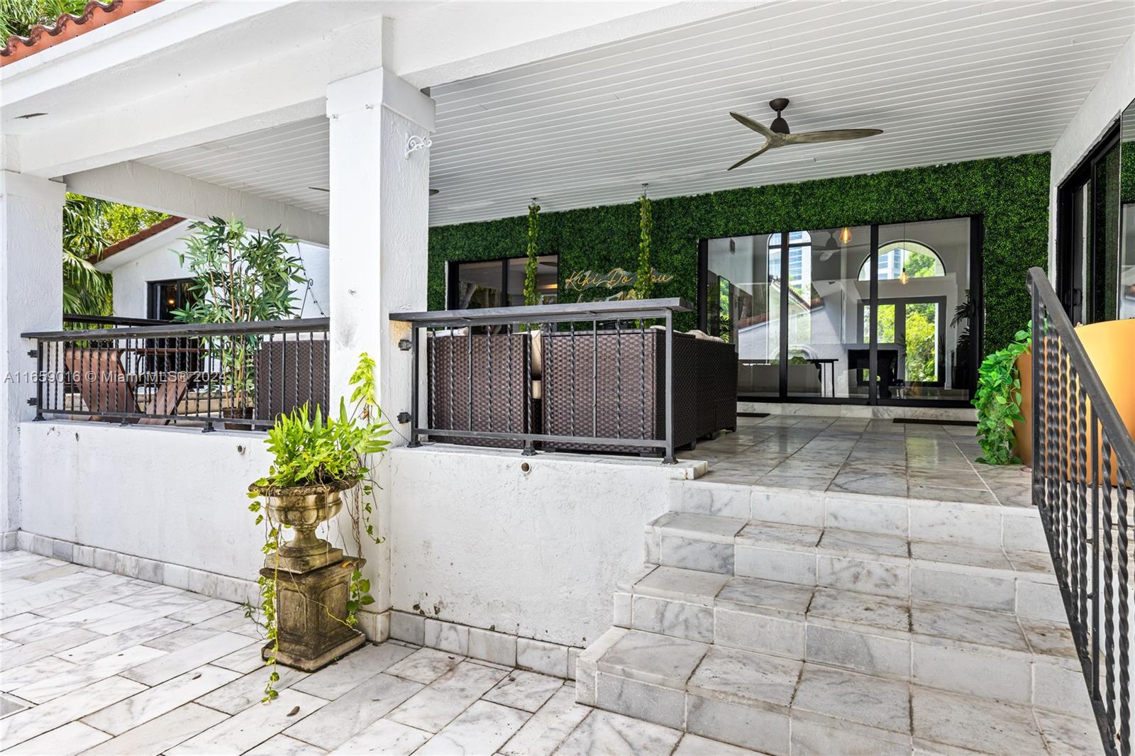 COUNTRY CLUB ADDN - Residential