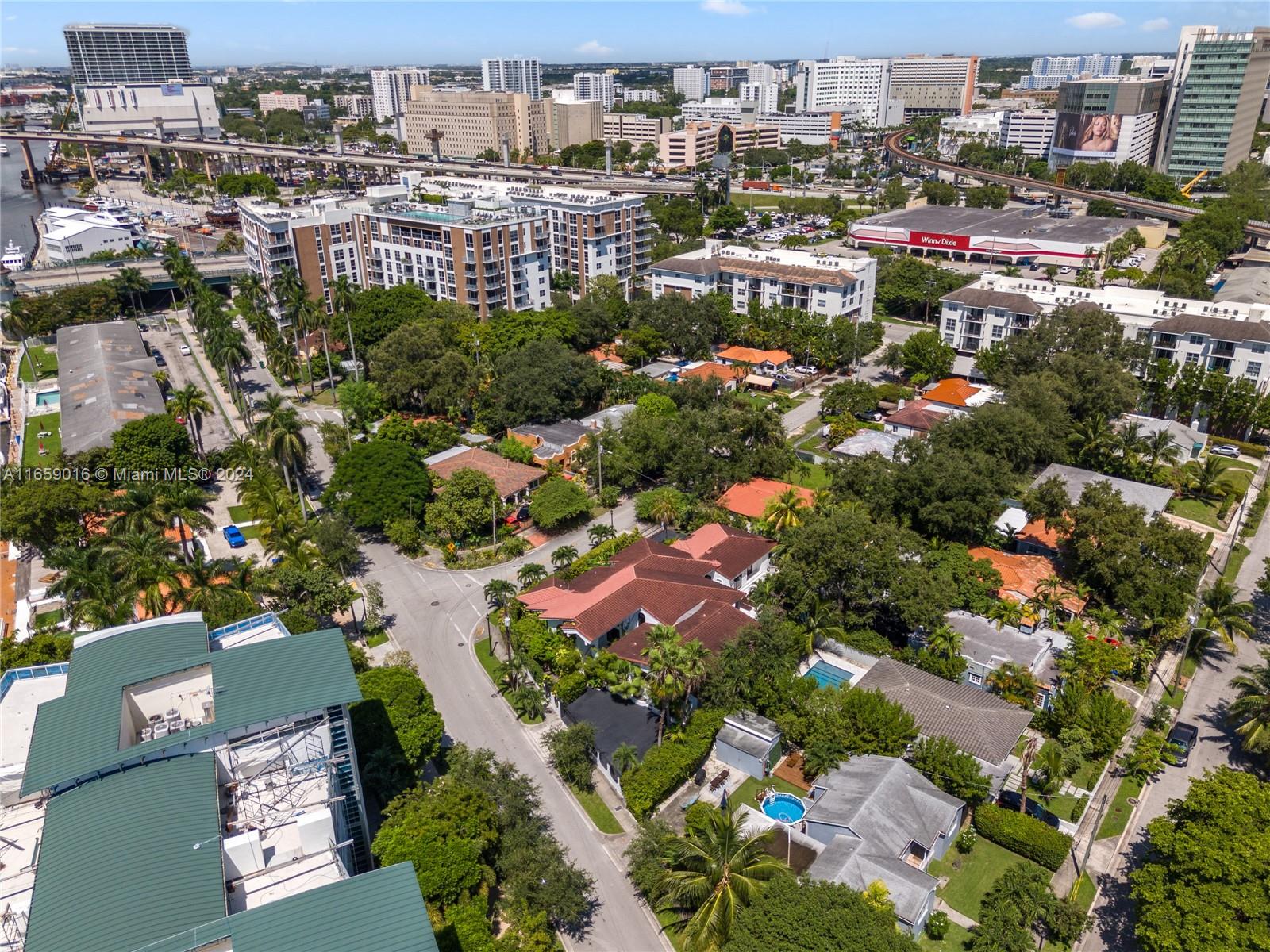 COUNTRY CLUB ADDN - Residential
