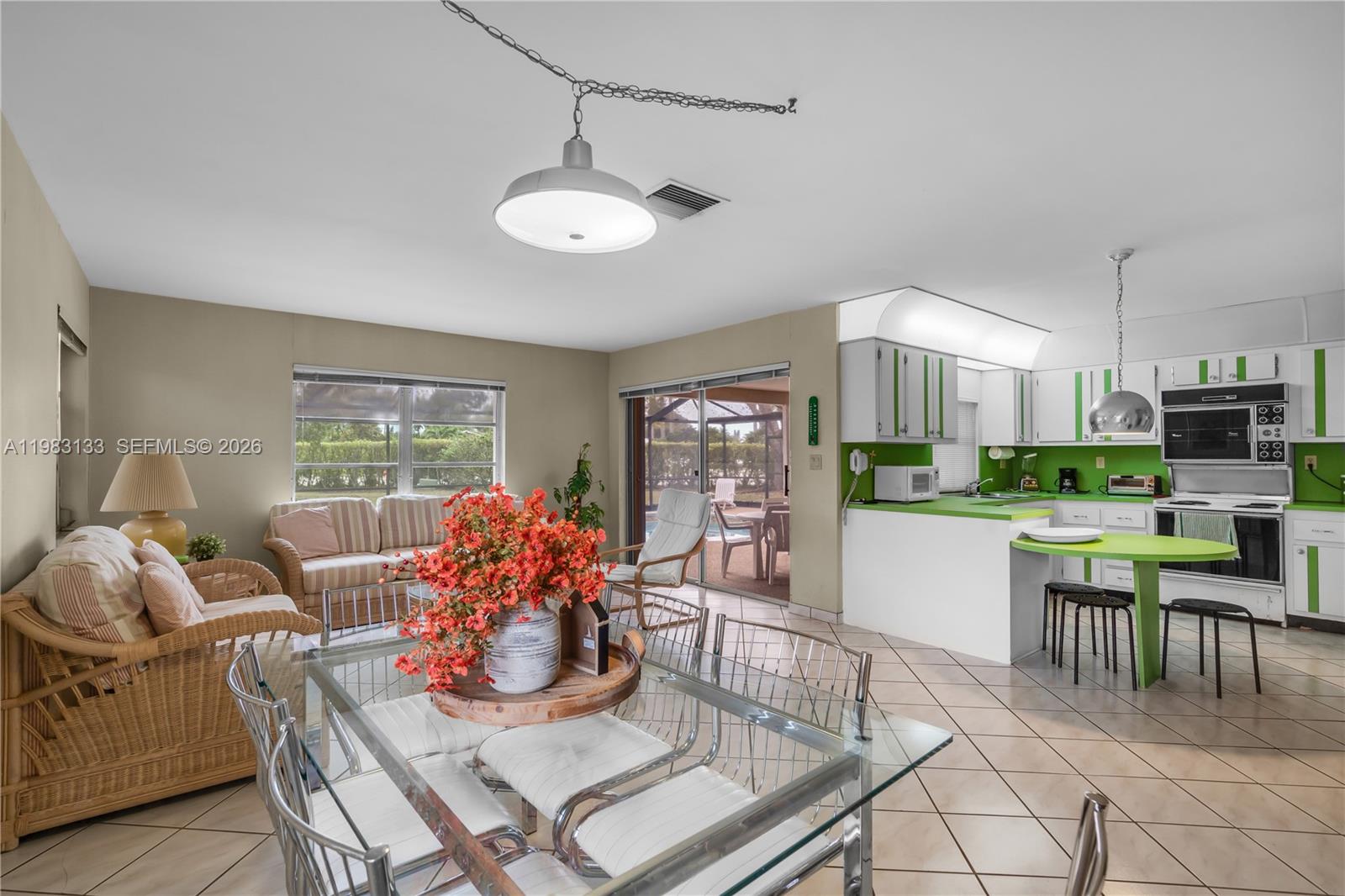 BONAVENTURE LAKES ADD 1 - Residential