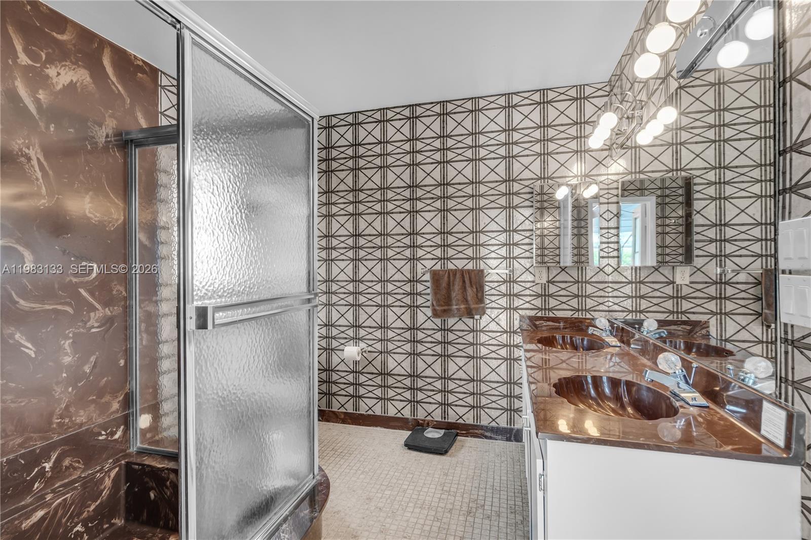 BONAVENTURE LAKES ADD 1 - Residential