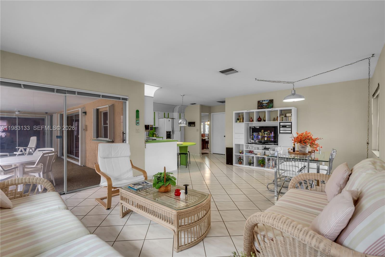 BONAVENTURE LAKES ADD 1 - Residential