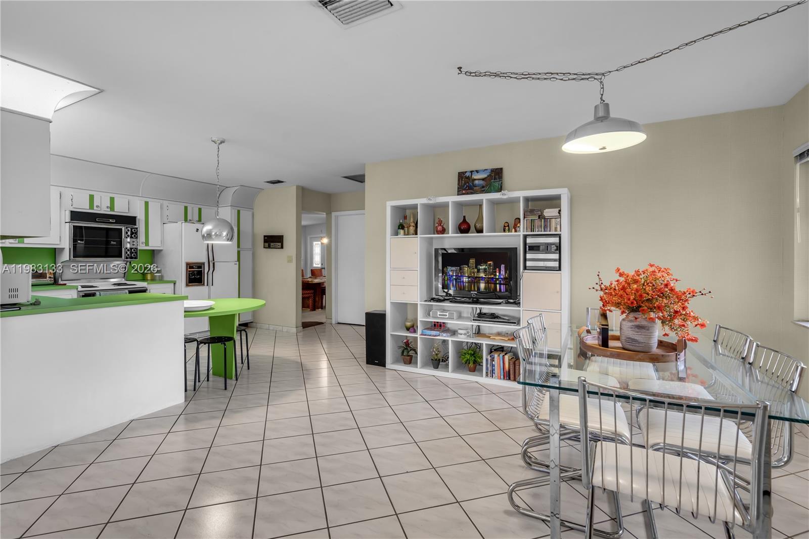 BONAVENTURE LAKES ADD 1 - Residential