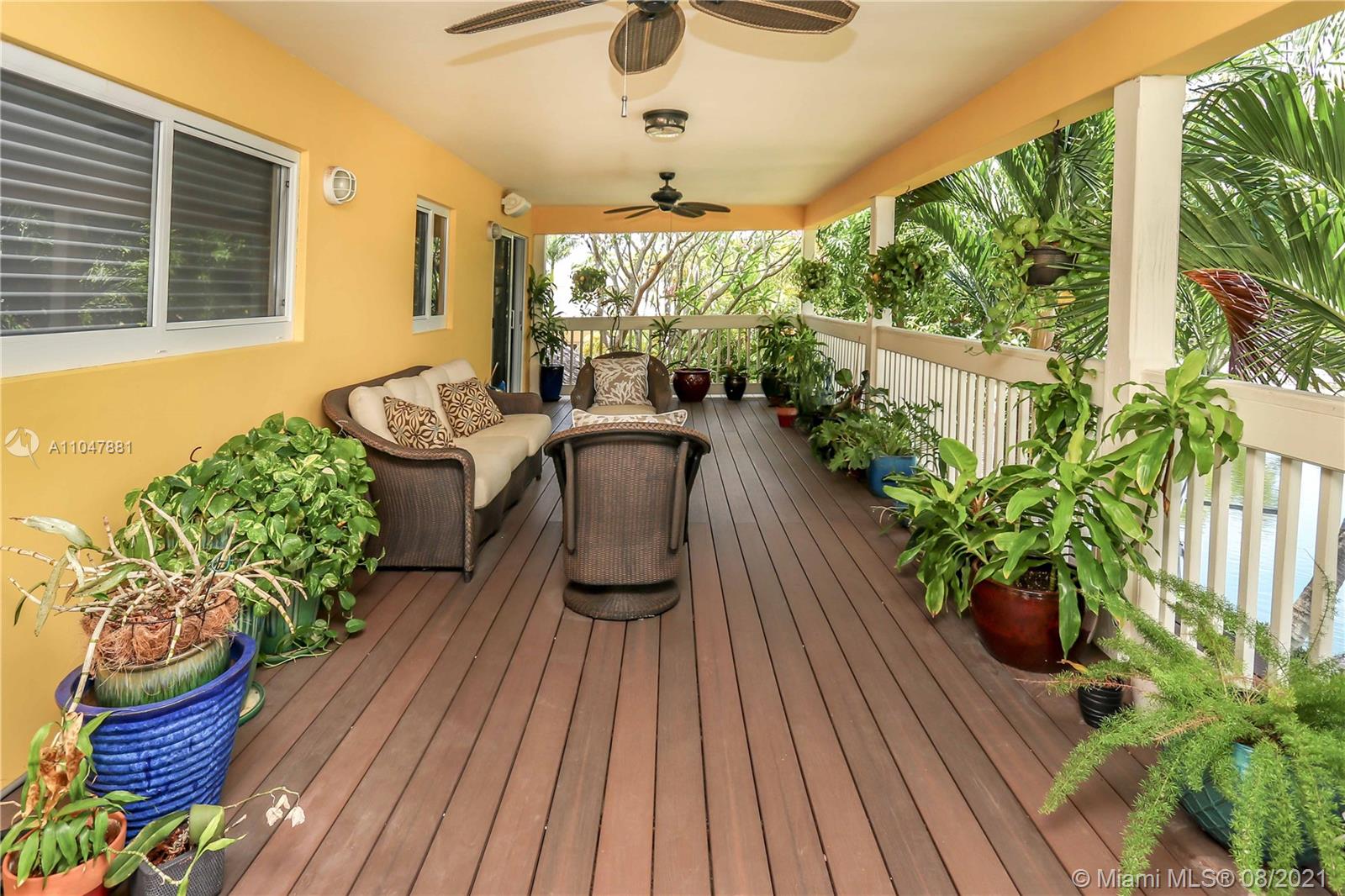 HOLLYWOOD GOLF ESTATES SE - Residential