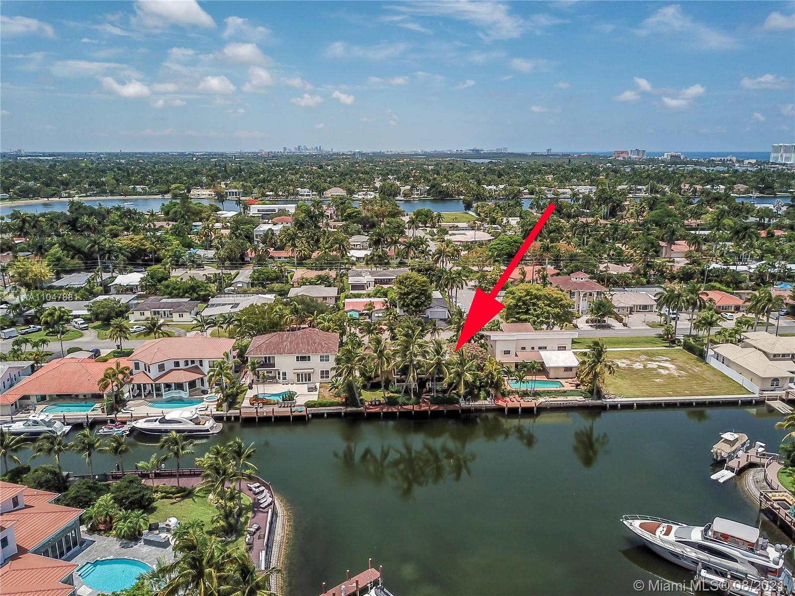 HOLLYWOOD GOLF ESTATES SE - Residential