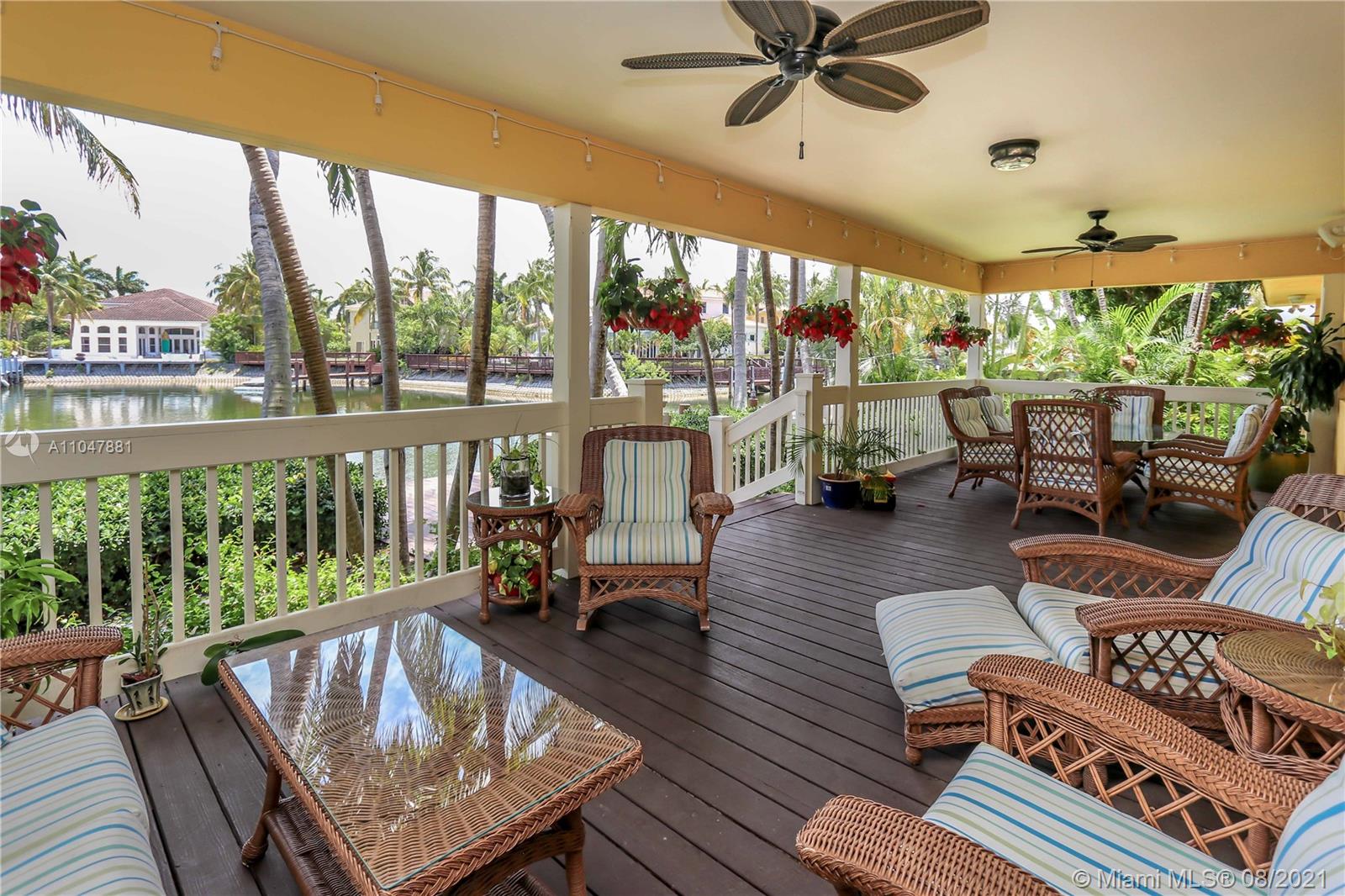 HOLLYWOOD GOLF ESTATES SE - Residential