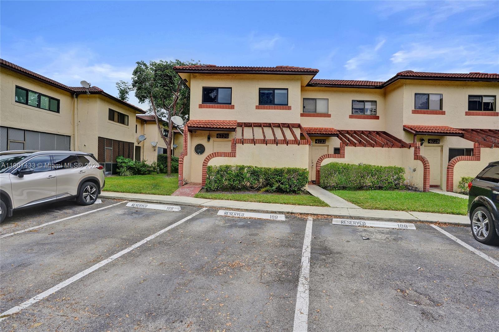 SPRINGTREE LAKES - Residential Lease