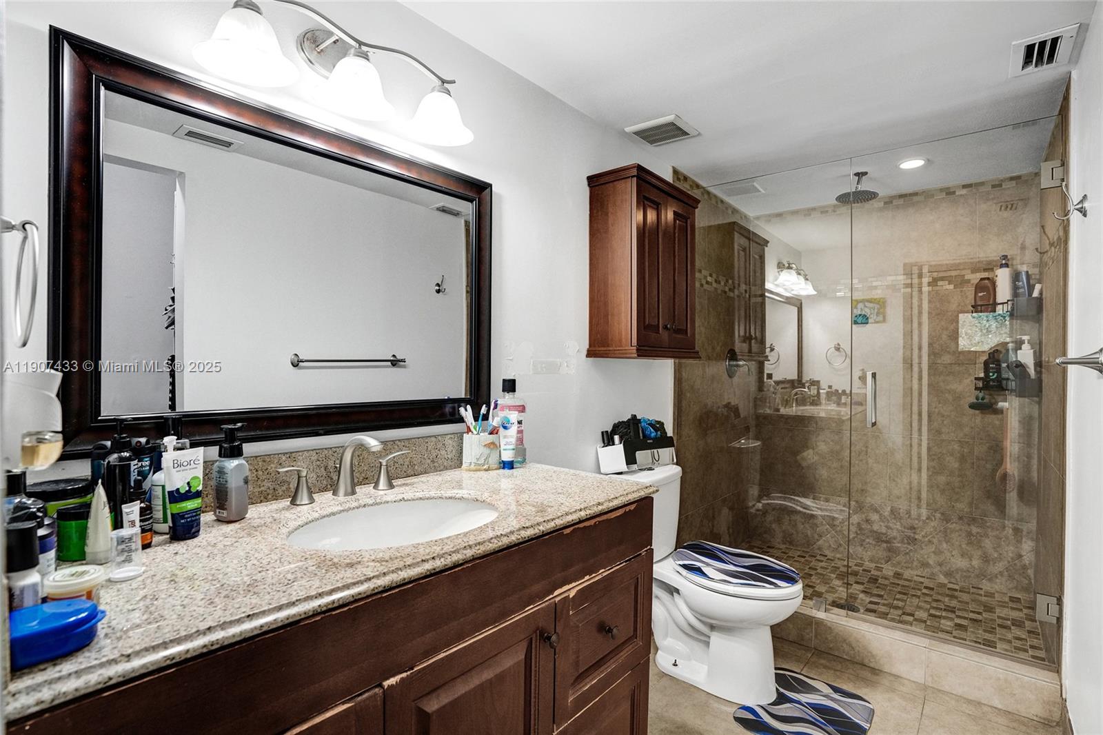 SPRINGTREE LAKES - Residential Lease