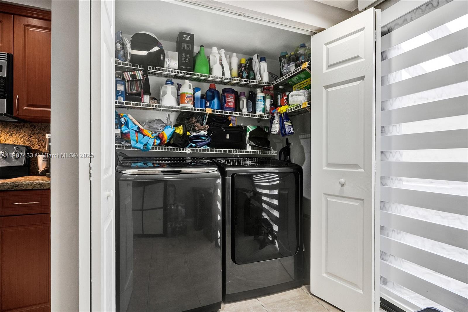 SPRINGTREE LAKES - Residential Lease