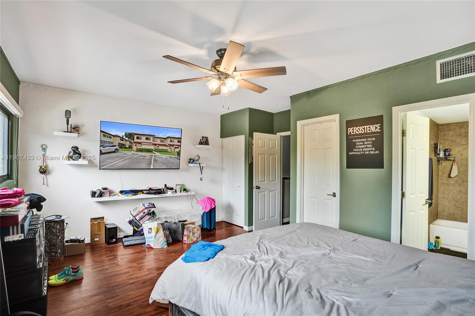 SPRINGTREE LAKES - Residential Lease