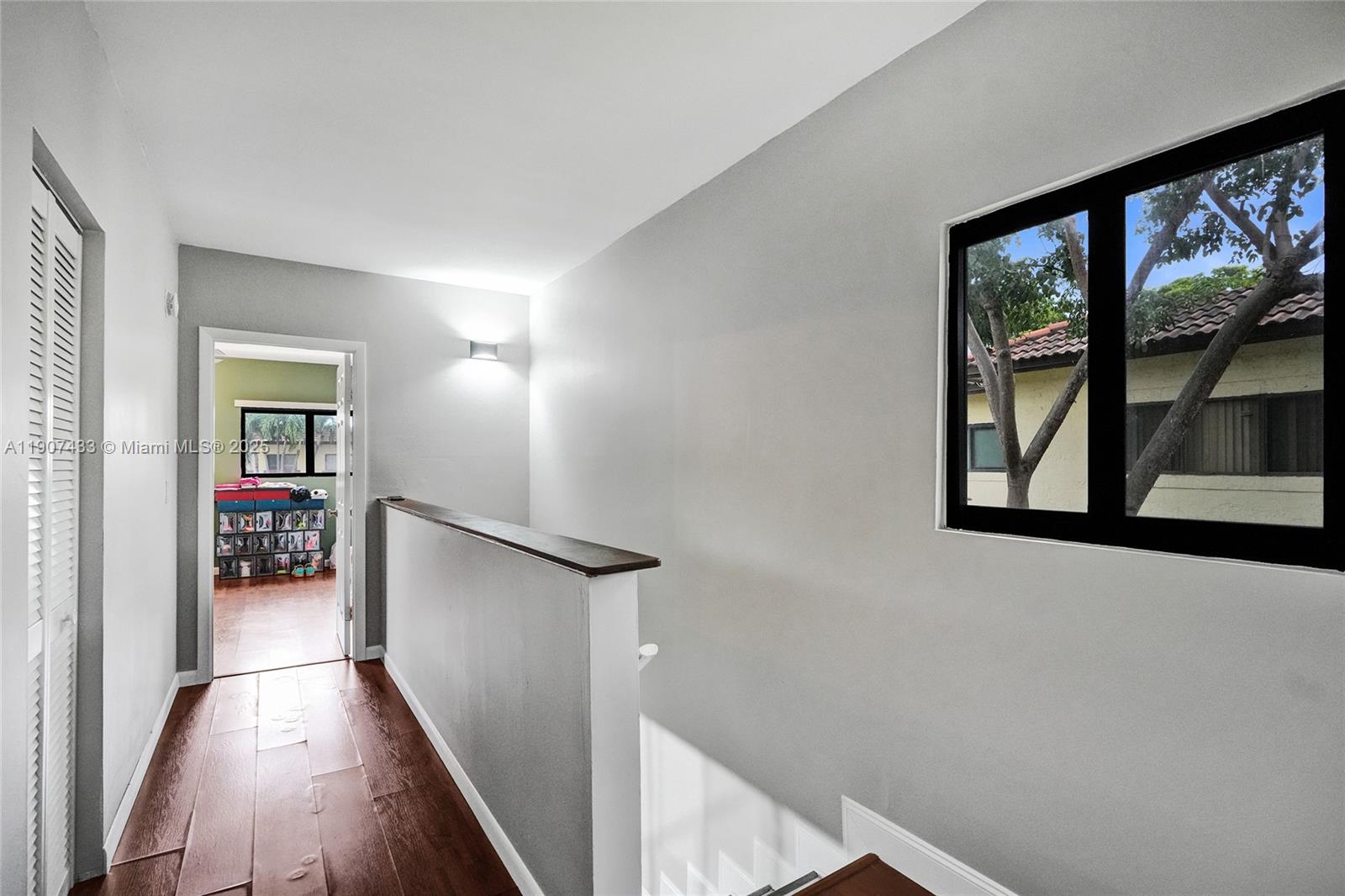 SPRINGTREE LAKES - Residential Lease