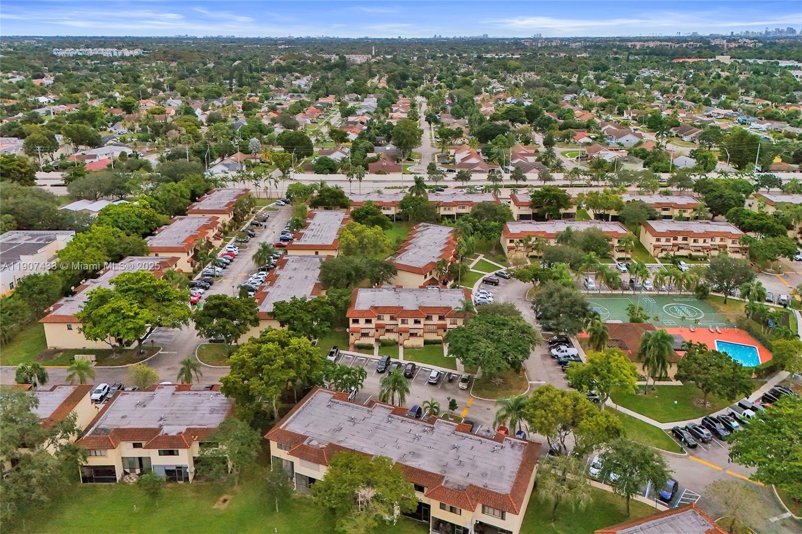 SPRINGTREE LAKES - Residential Lease