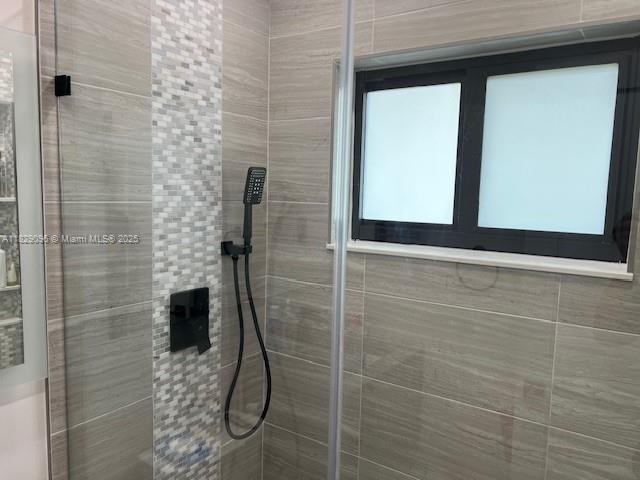 CUTLER RIDGE SEC 3 - Residential