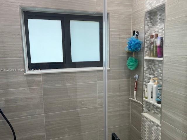 CUTLER RIDGE SEC 3 - Residential