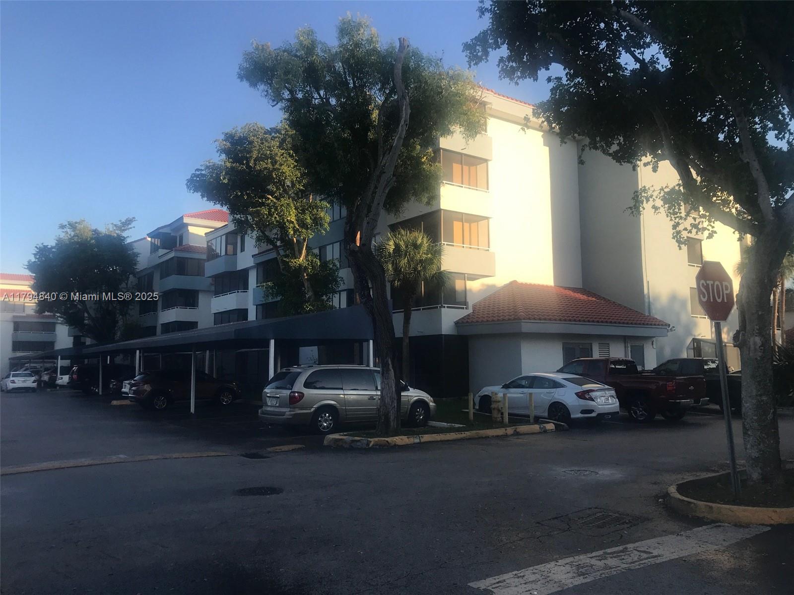Rental Property at 8205 Sw 152nd Ave F-206, Miami, Broward County, Florida - Bedrooms: 2 
Bathrooms: 2  - $2,100 MO.