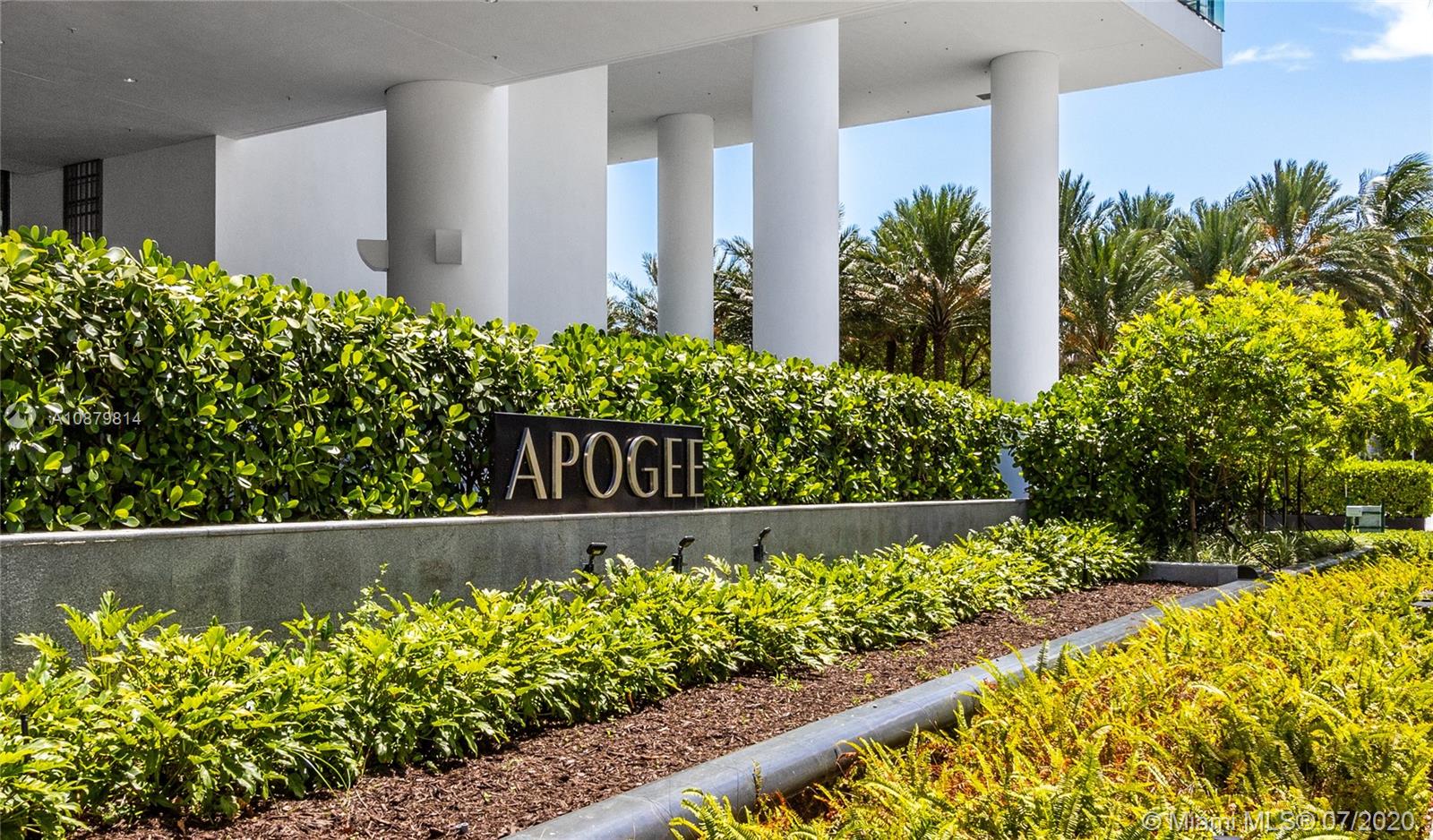 APOGEE CONDO - Residential