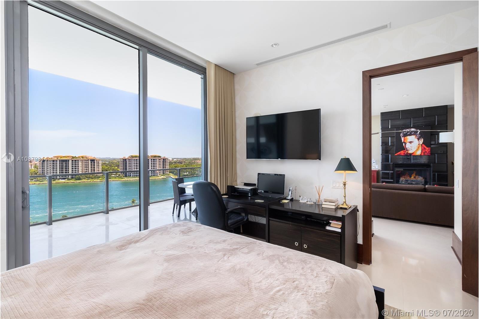 APOGEE CONDO - Residential