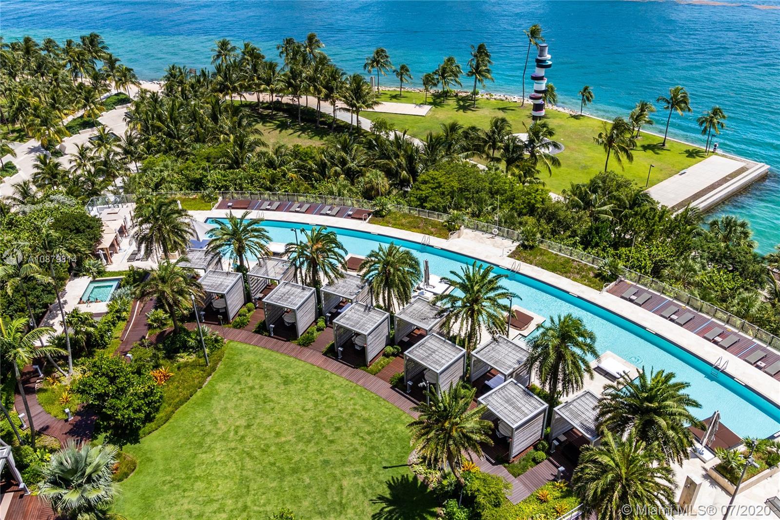 APOGEE CONDO - Residential