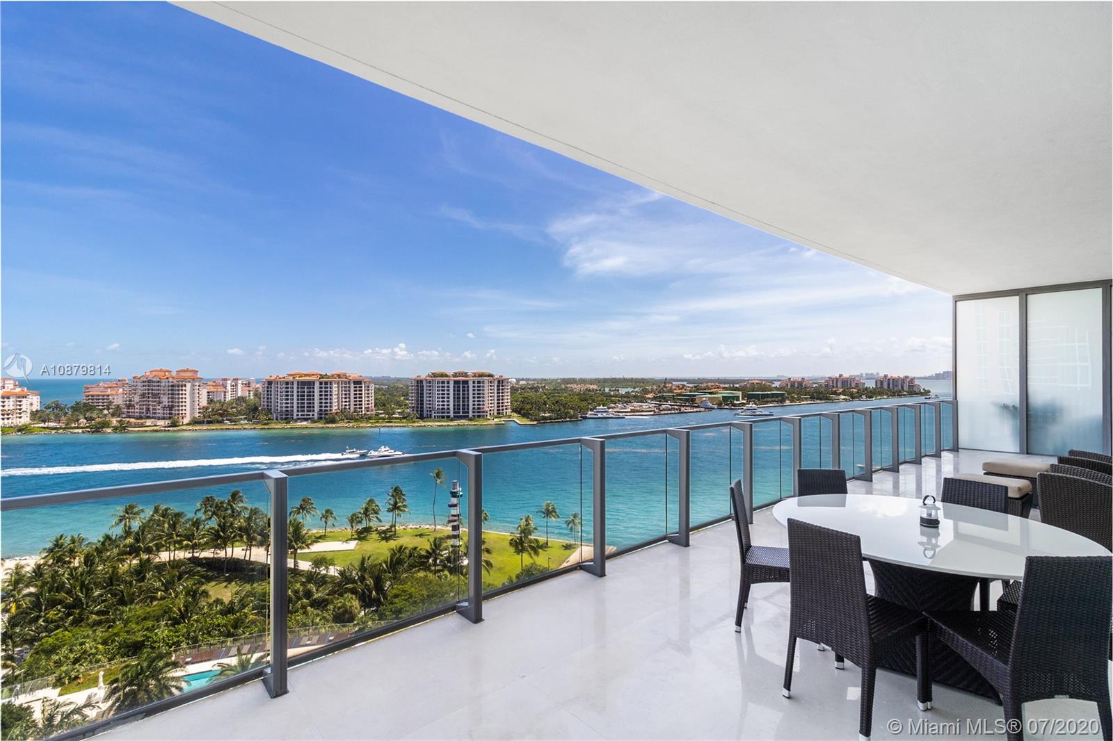 APOGEE CONDO - Residential