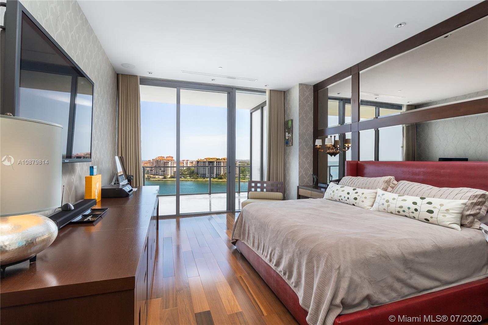 APOGEE CONDO - Residential