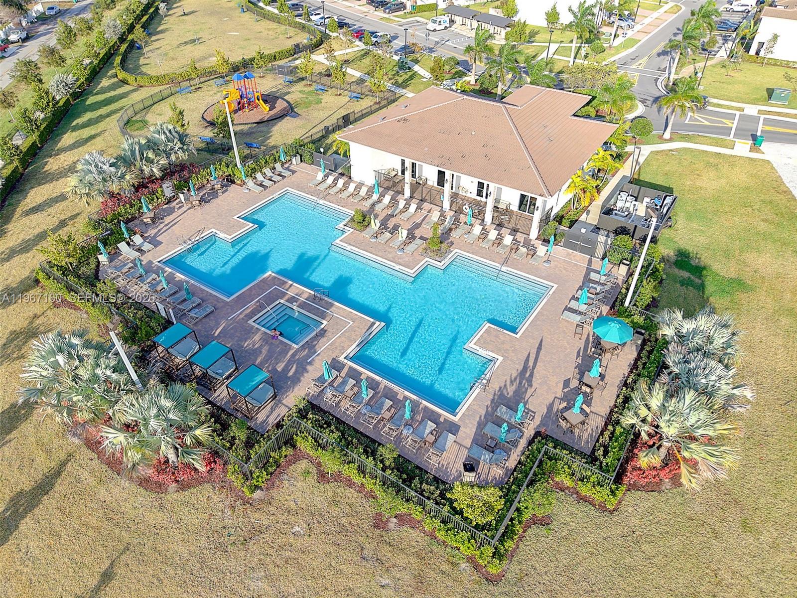 WESTVIEW GARDENS APARTMEN - Residential