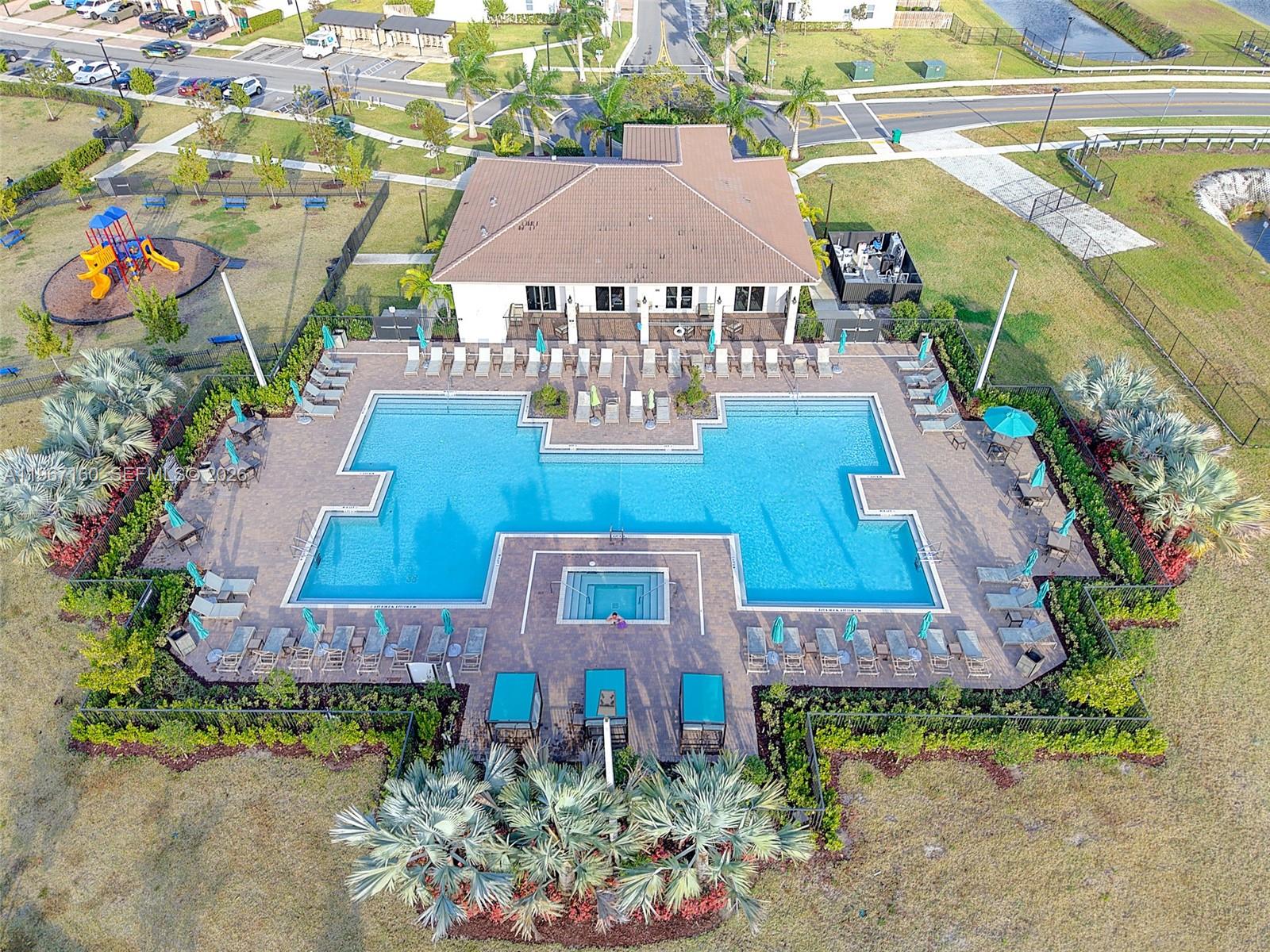 WESTVIEW GARDENS APARTMEN - Residential