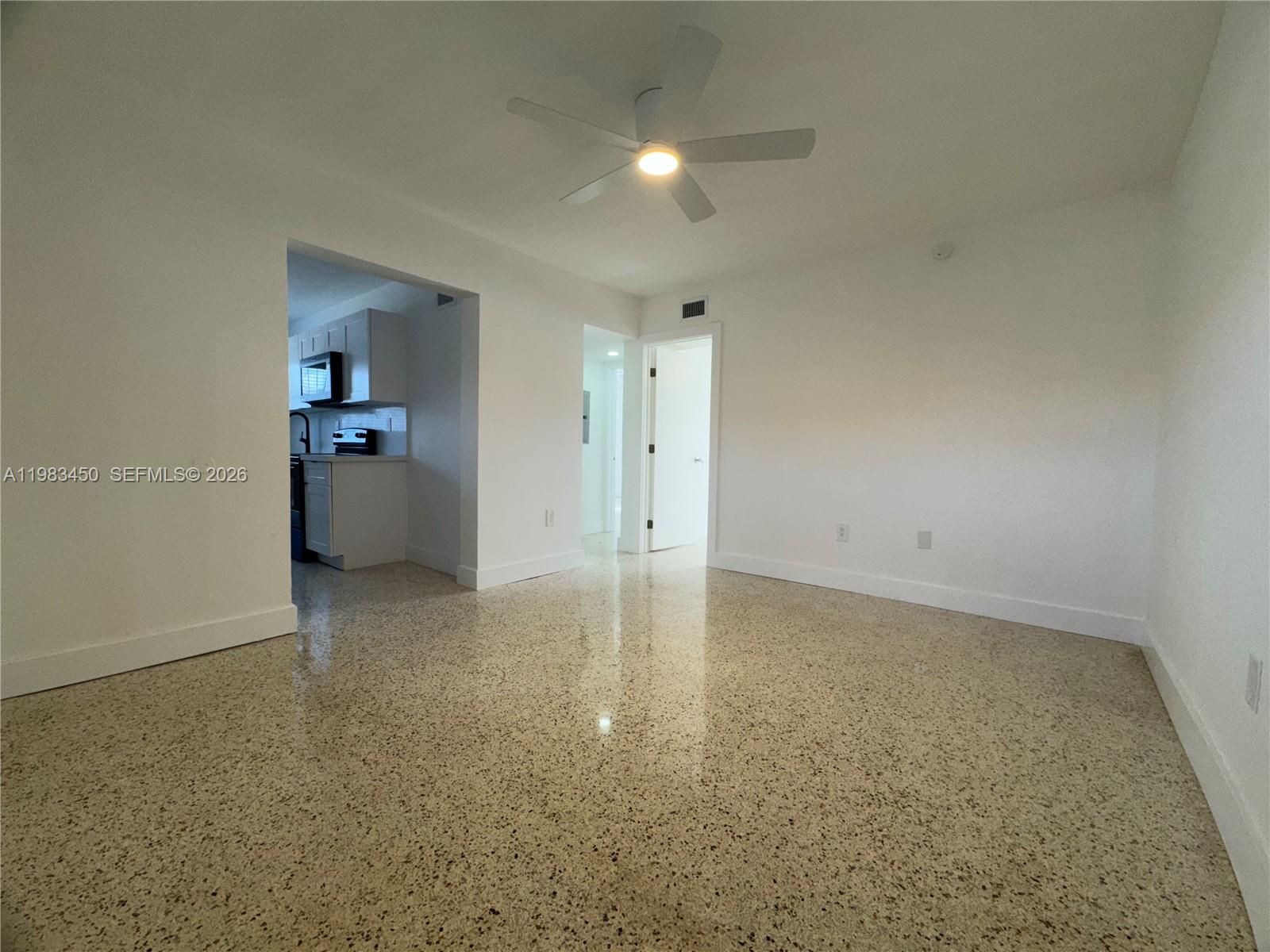 PALM AVE LAWNS - Residential Income