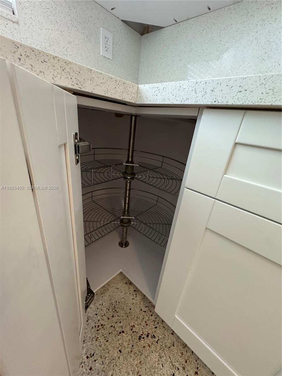 PALM AVE LAWNS - Residential Income