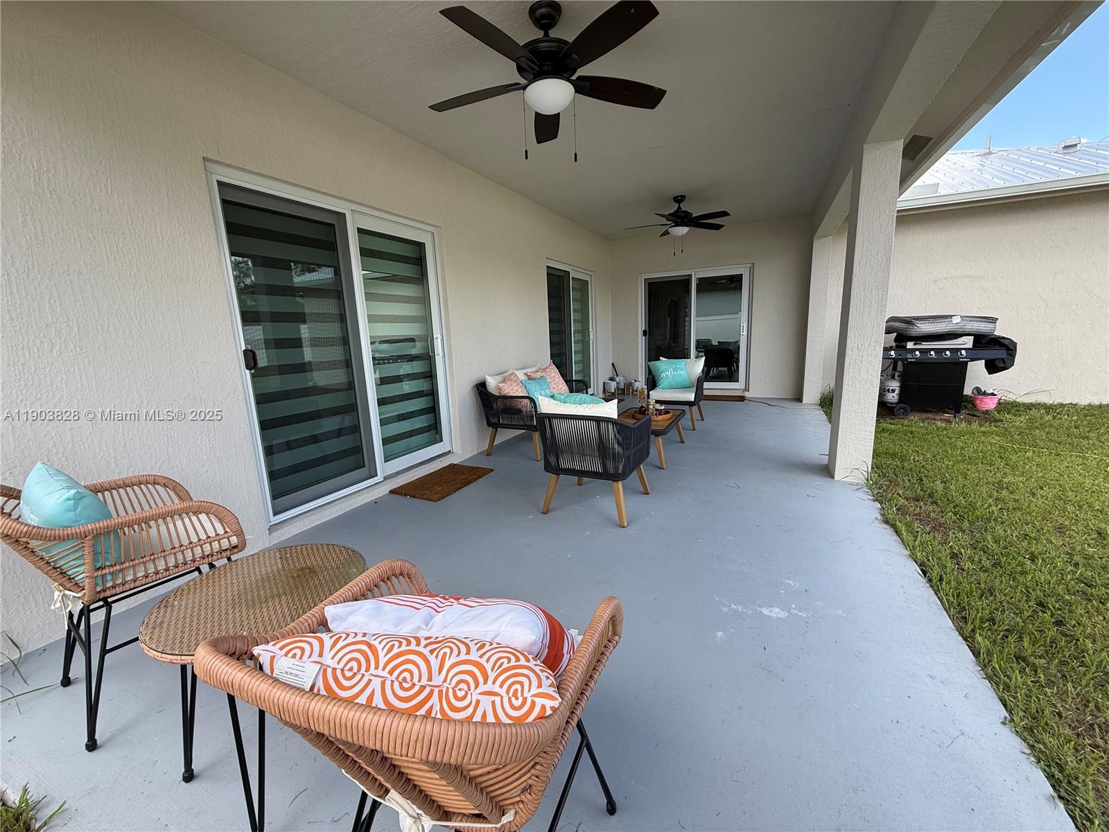 PORT ST LUCIE SECTION 11 - Residential Lease