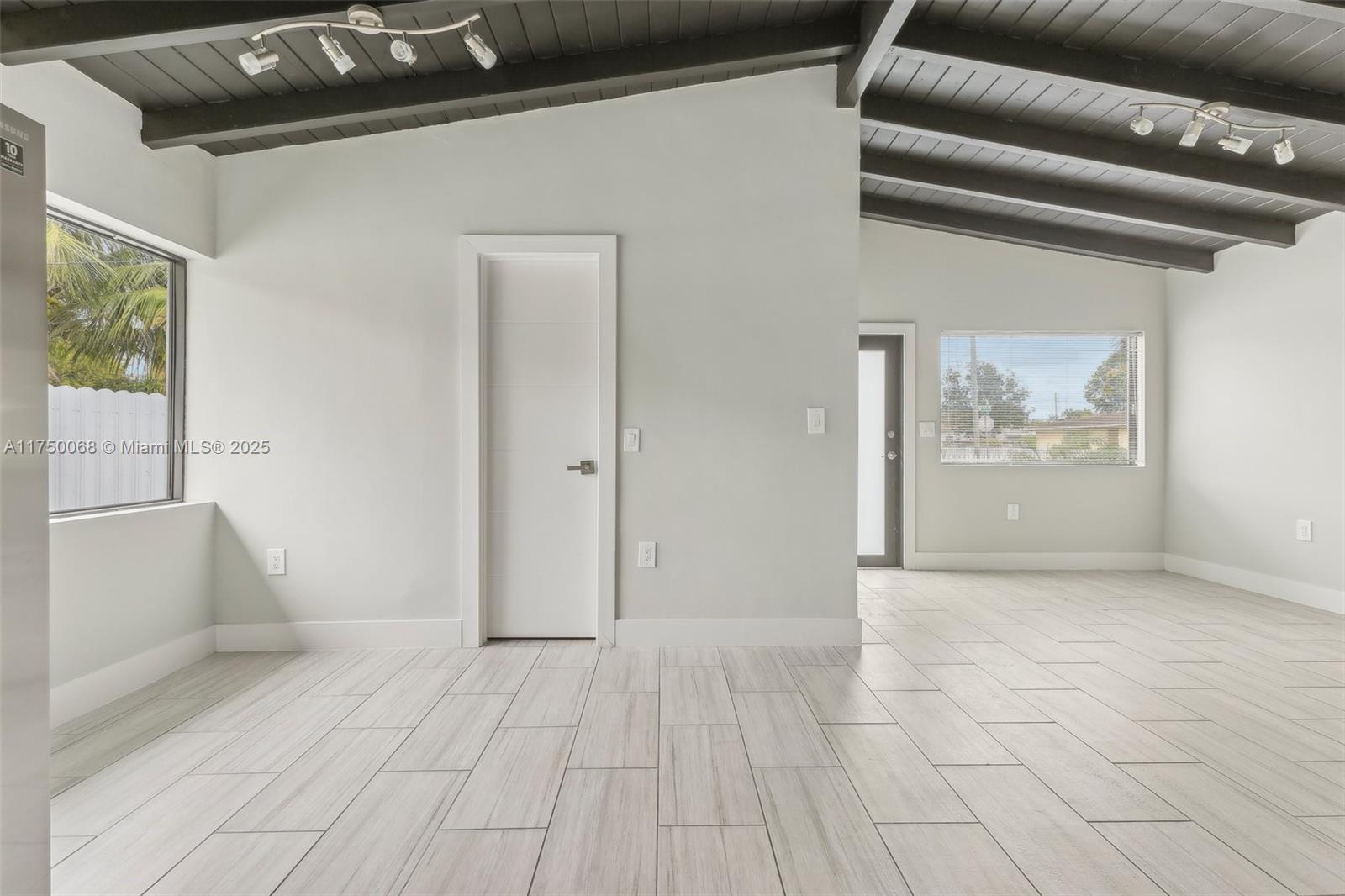 SEABOARD PARK - Residential