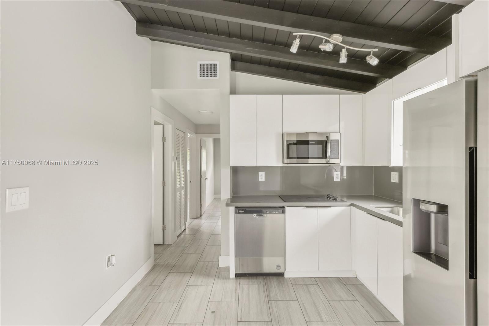 SEABOARD PARK - Residential