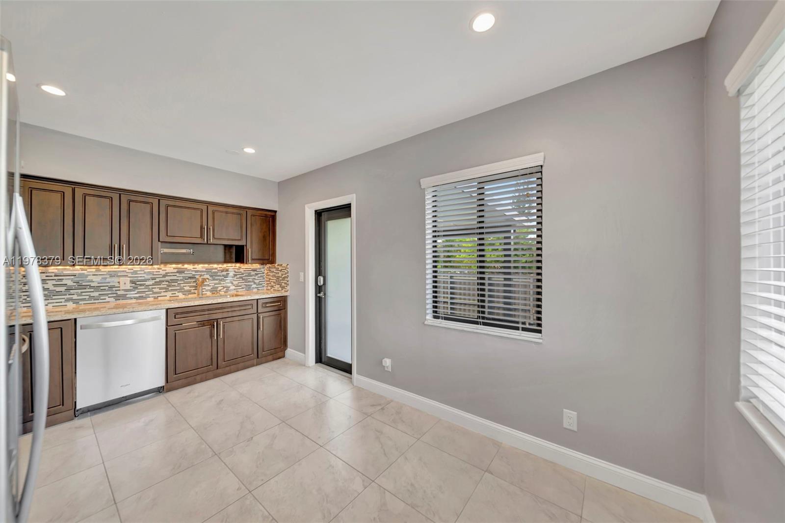 CENTRAL MIAMI PART 6 - Residential