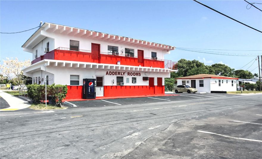 Proud to present an opportunity to sell a fully stabilized 16 Room Motel in Pompano Beach.
