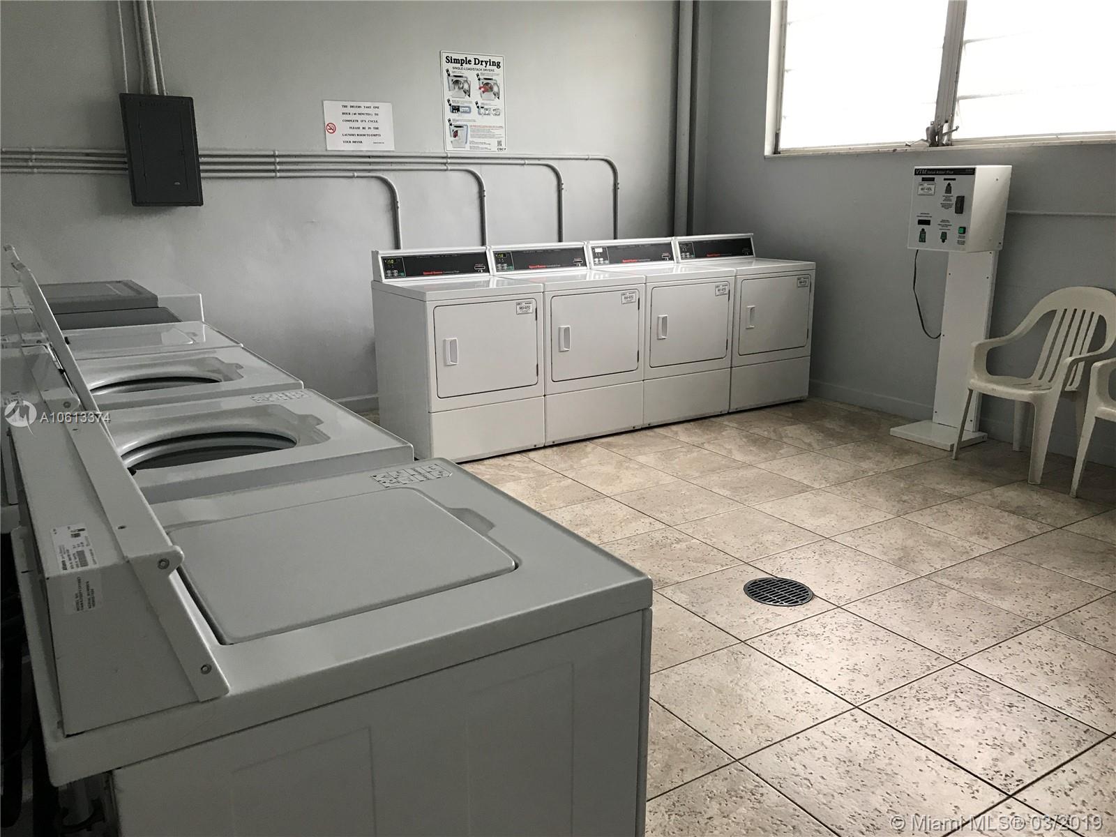 SUMMIT CONDO - Residential