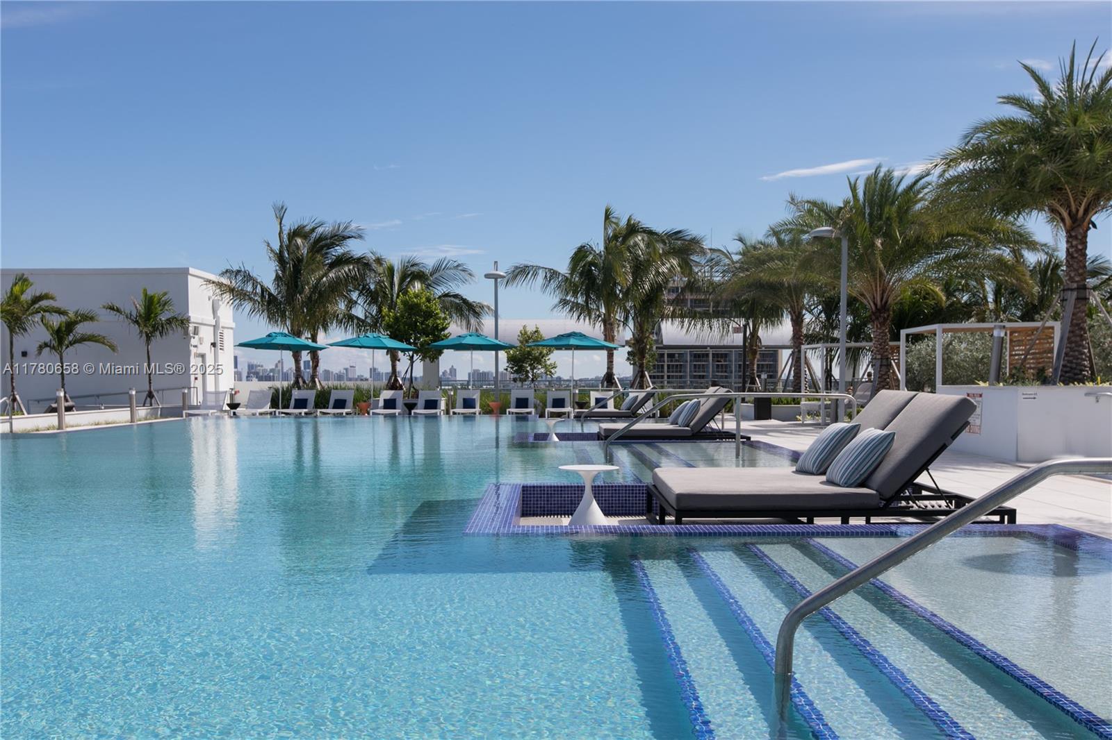 Circ Residences - Residential Lease