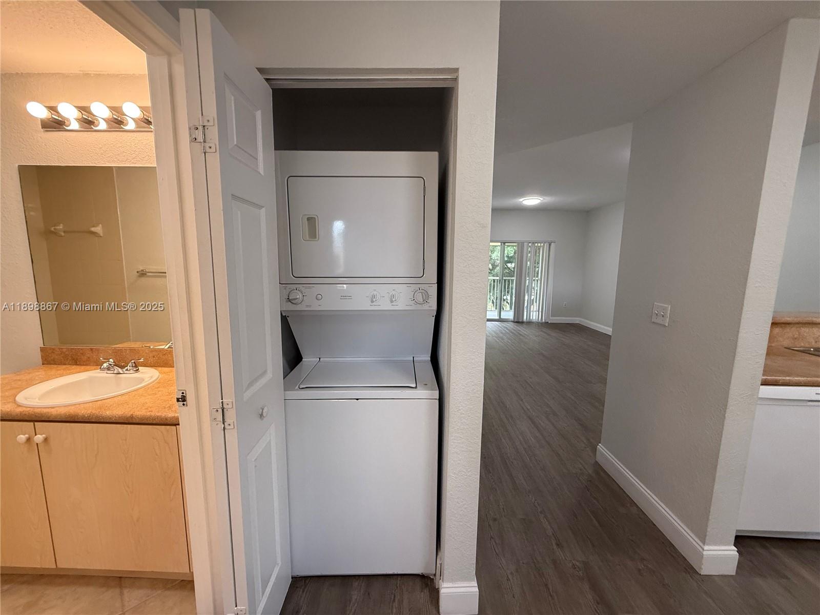 CYPRESS TRAIL CONDO - Residential Lease