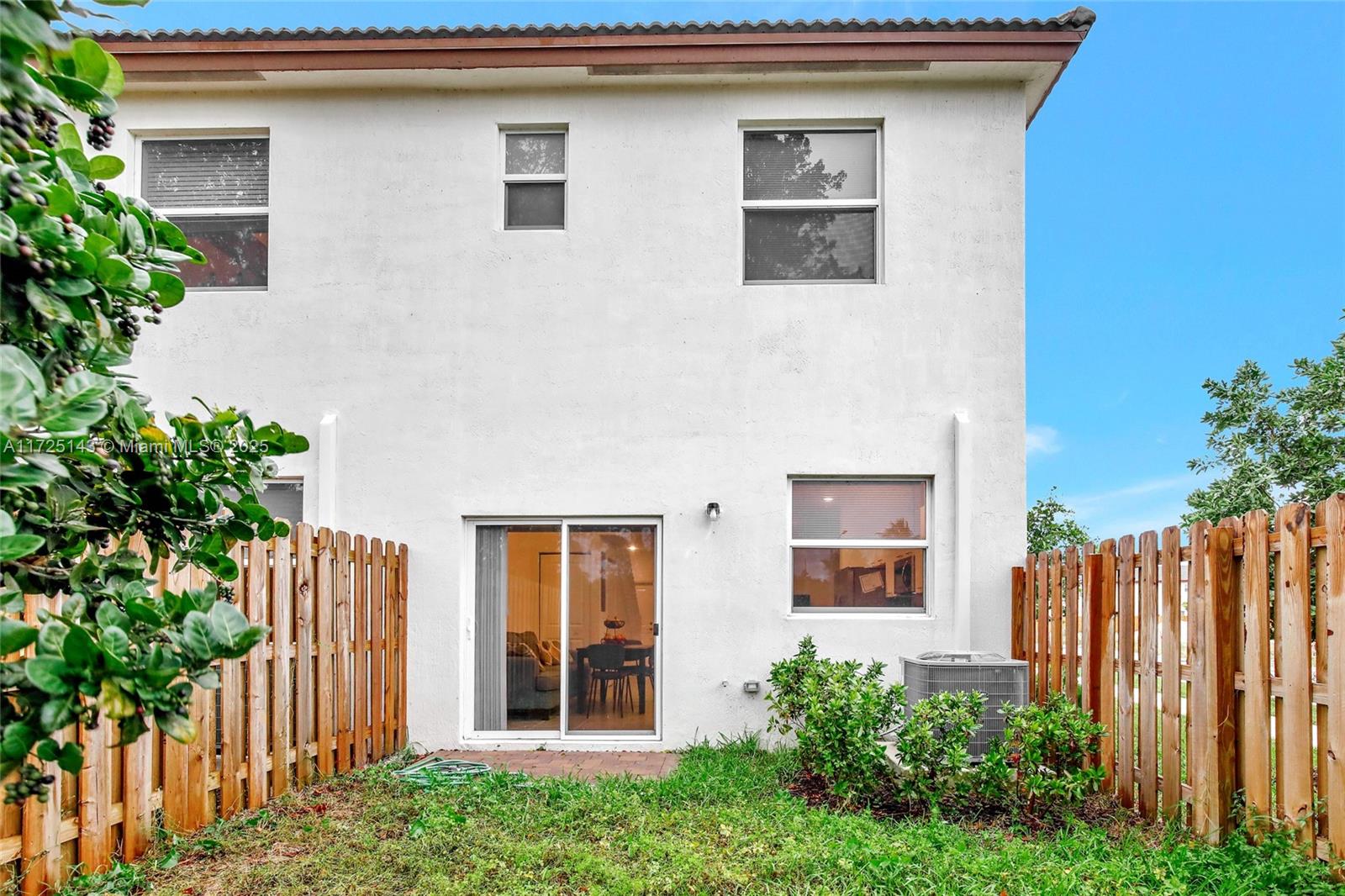 LENNAR WESTVIEW - Residential