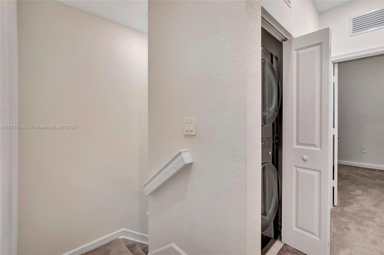 LENNAR WESTVIEW - Residential