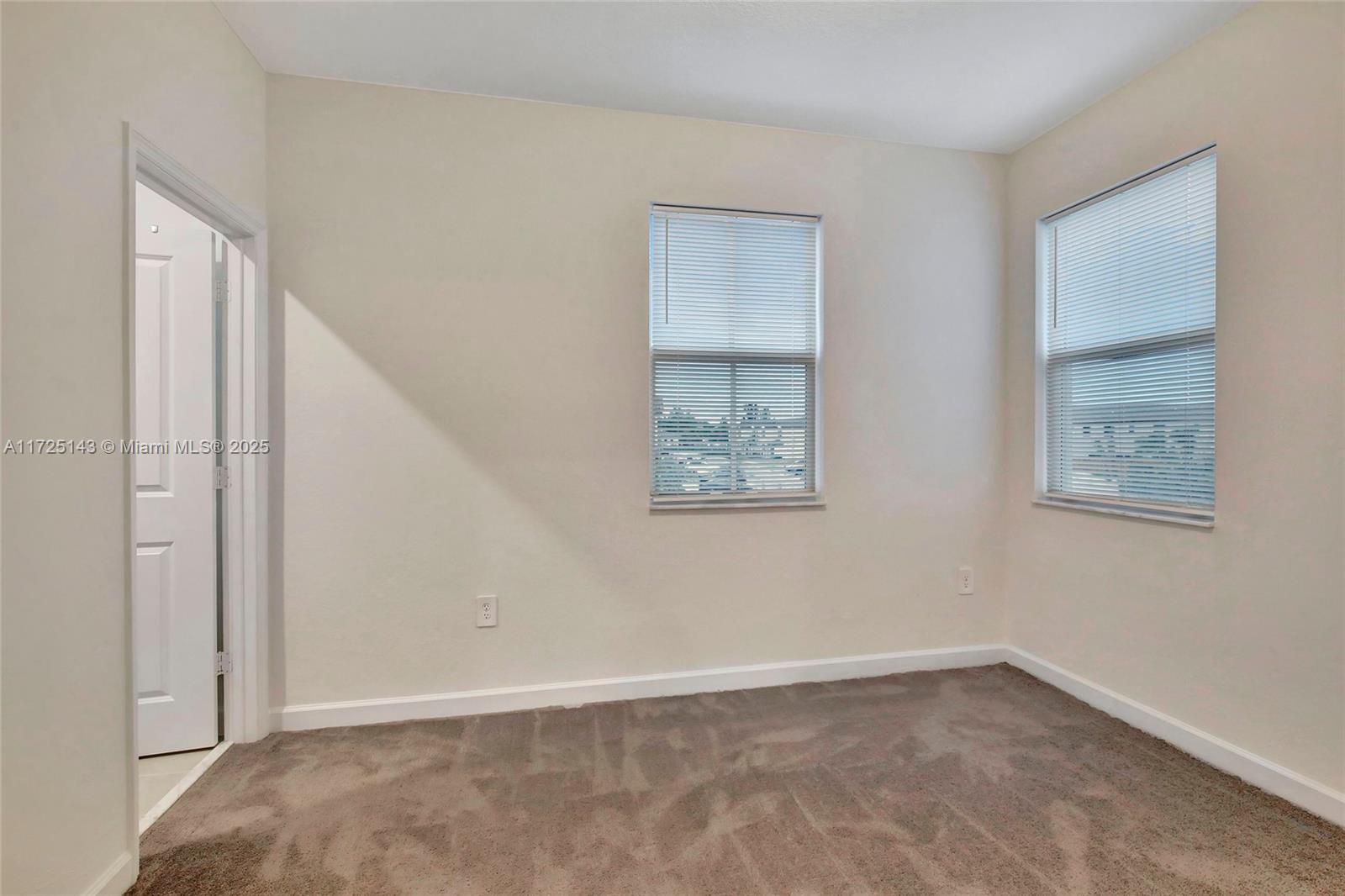 LENNAR WESTVIEW - Residential